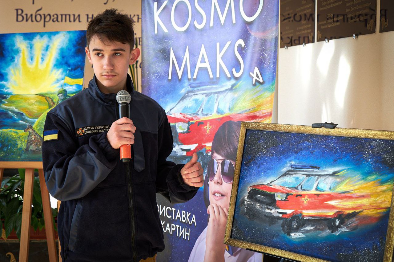 Майбутні рятувальники в захваті від картин Максима Бровченка: як пройшла виставка в Черкасах